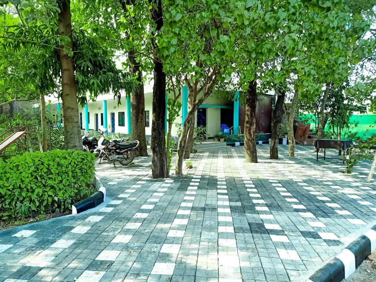 Hotel Green Park Jabalpur Εξωτερικό φωτογραφία